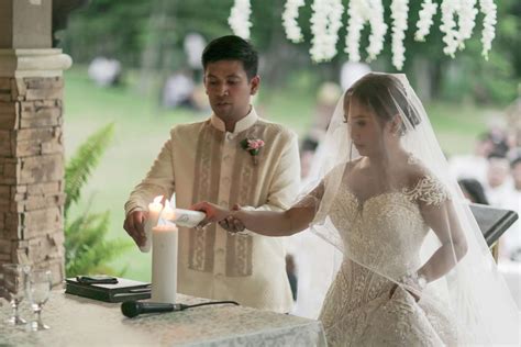 Marry Culture and Glamour with a Filipiniana Wedding Theme .